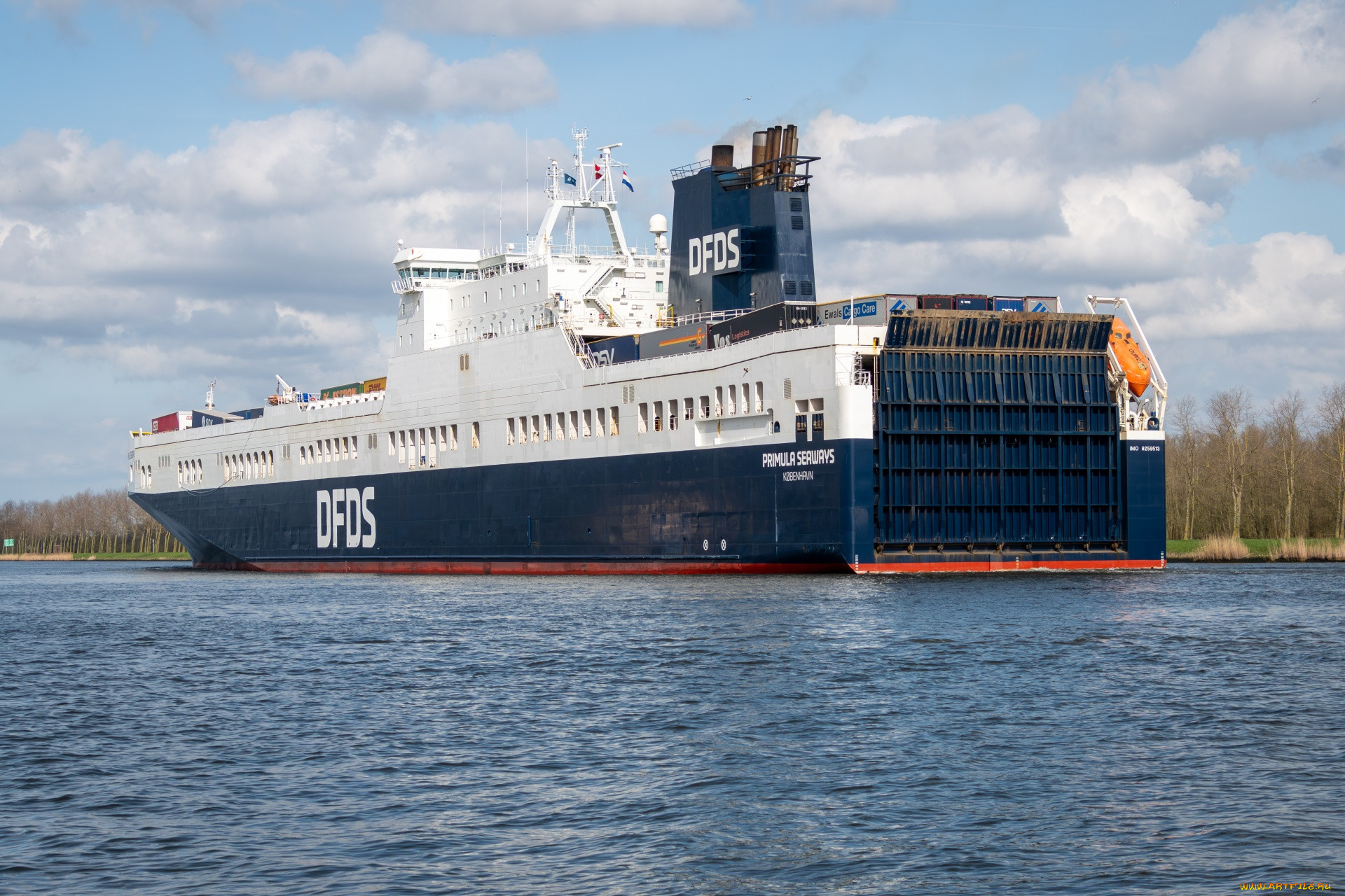 ro-ro container carrier, , ,  , ro-ro, container, carrier
